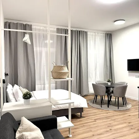 Mystical 2-bed In Heart Of * Prag